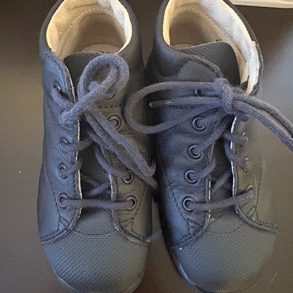 Ricosta Navy Nappa Soft Kids Bootie US Size 6 (EU Size 22). Great First Shoe.